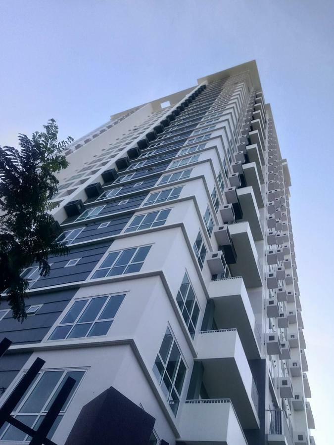 Lustra Studio Davao City Dış mekan fotoğraf